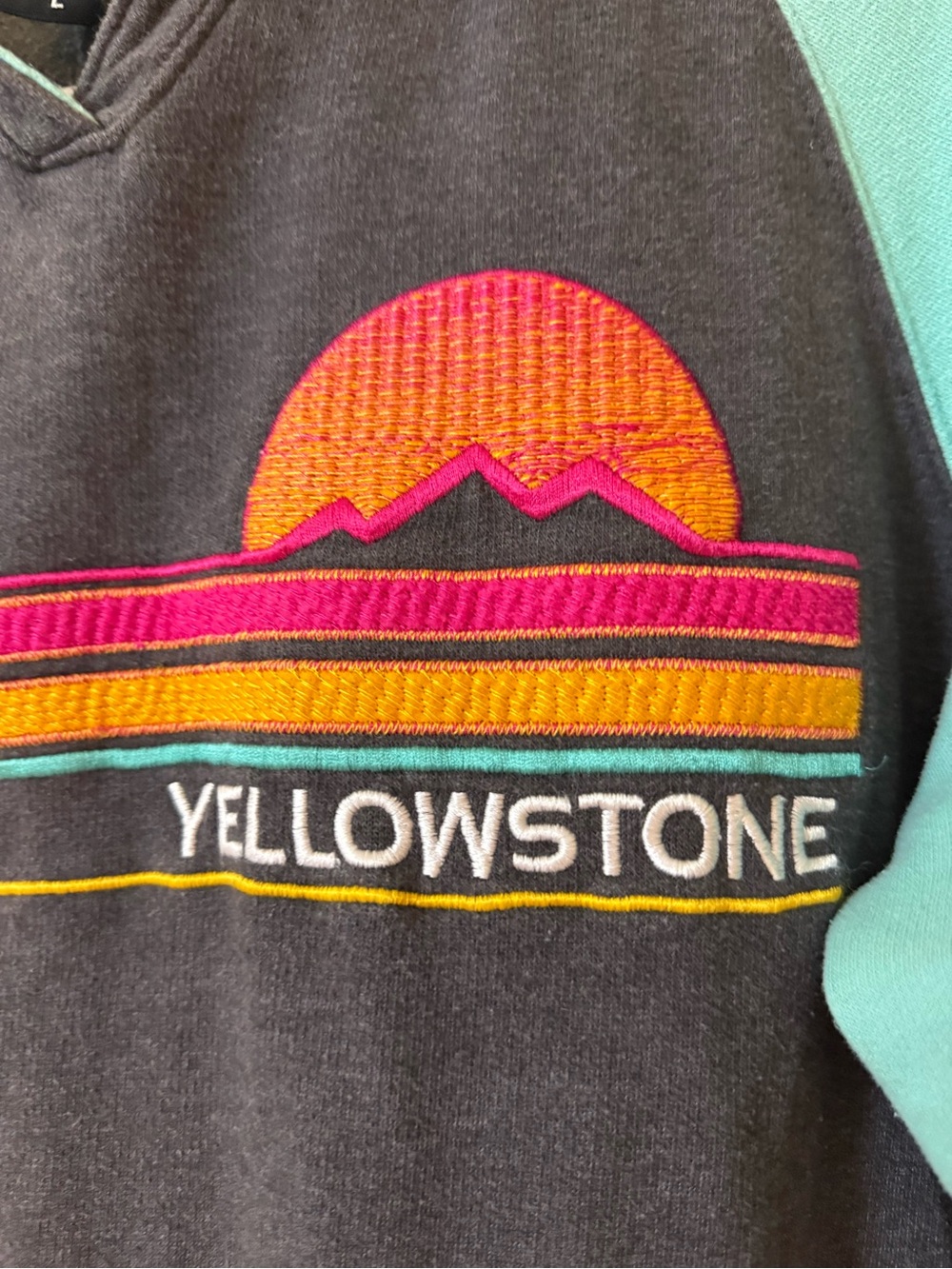 Prairie Mountain Yellowstone Two-Tone Hooded Sweatshirt Charcoal & Mint Large - Picture 4 of 8